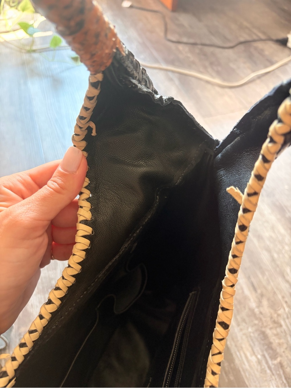 Large Handmade Python skin Hobo Bag - Picture 15 of 15